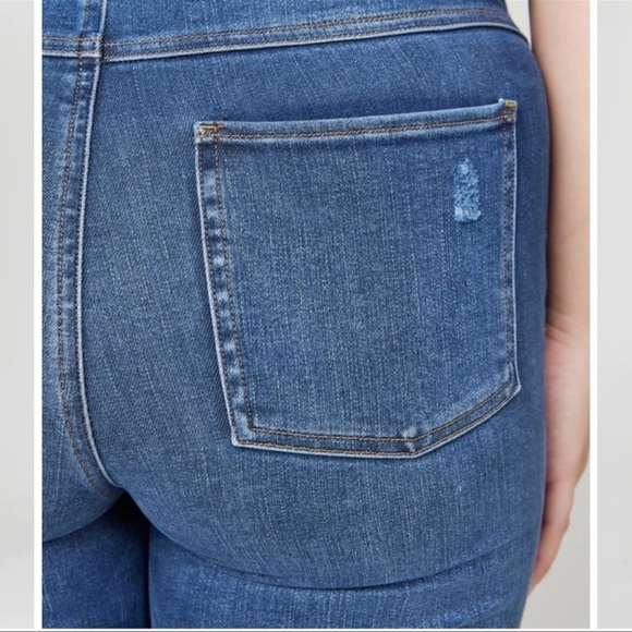 NWOT SPANX DISTRESSED ANKLE SKINNY JEANS MEDIUM WASH - Size Medium SKU:466 - Picture 5 of 16